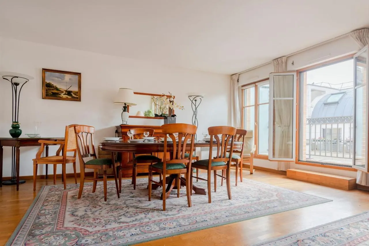 Apartman Beaudelaire Center *